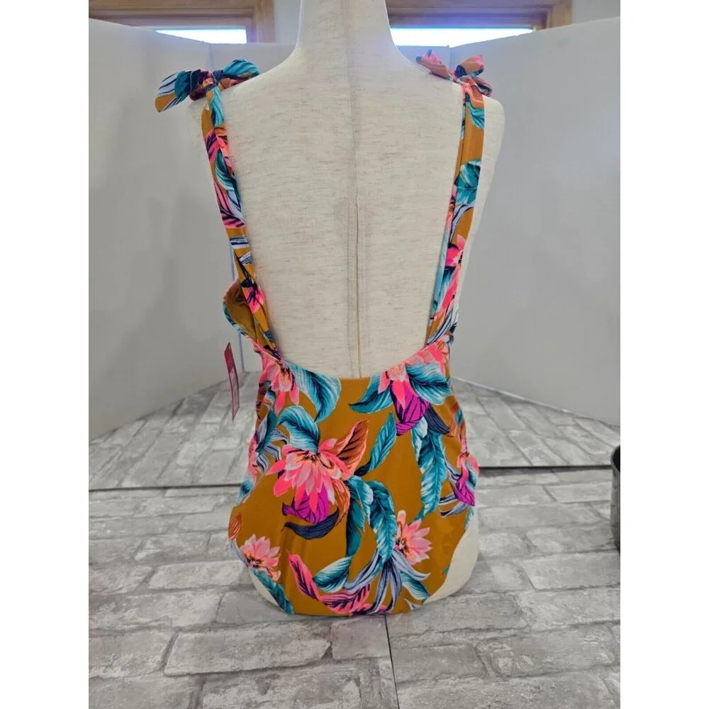 NWT Xhilaration‎ Women's Shoulder Tie Scoop Back One Piece Swimsuit XL